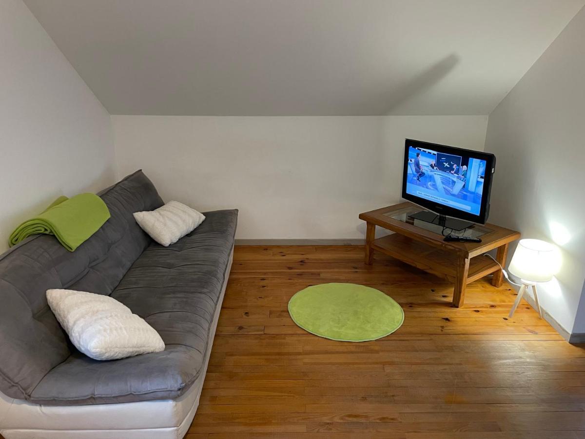 Appartement Cosy Massignieu-de-Rives Exterior foto
